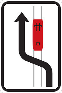 IP23b Objíždění tramvaje (podél tramvaje vlevo)